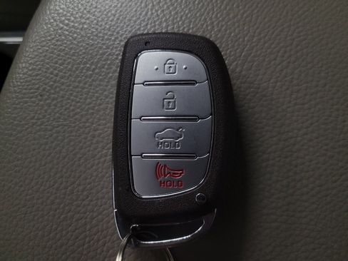 Used 2019 Hyundai Sonata Limited FWD image 32