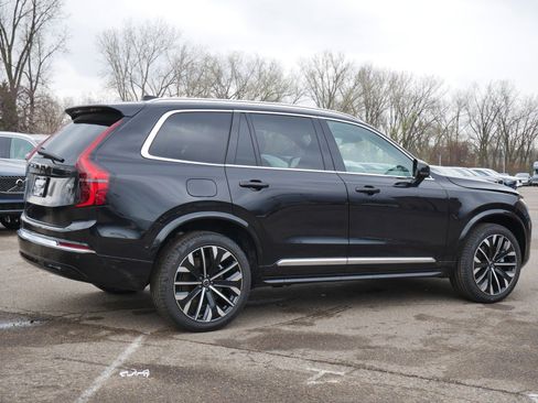 New 2026 Volvo XC90 B6 Plus w/ Protection Package Premier AWD/4WD image 3