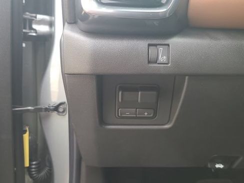 New 2026 GMC Canyon AT4 AWD/4WD image 11