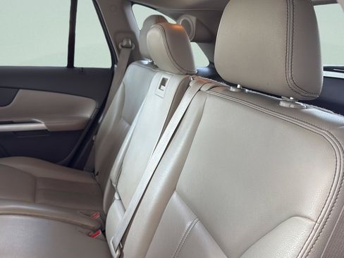 Used 2013 Ford Edge Limited FWD image 23