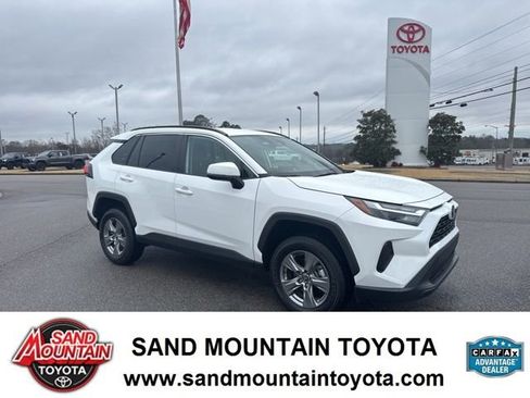 Used 2024 Toyota RAV4 XLE image 1