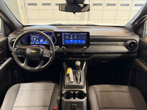 Used 2024 Chevrolet Colorado W/T image 20