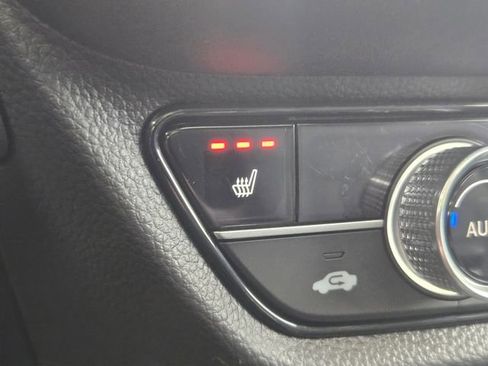 Used 2026 Honda HR-V EX-L image 25