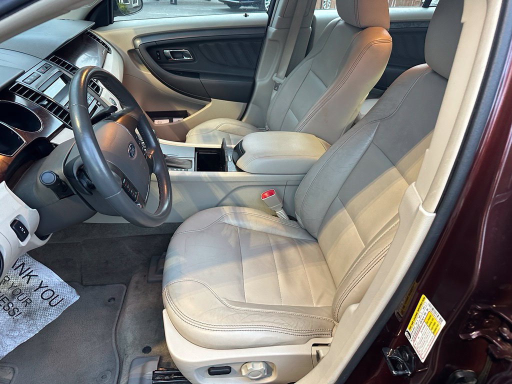 Used 2012 Ford Taurus SEL FWD image 9