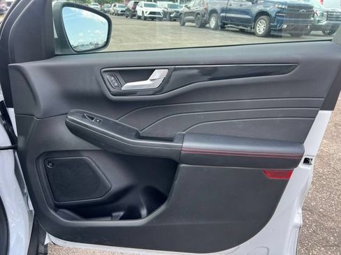 Used 2023 Ford Escape ST-Line Select w/ Tech Pack #2 AWD/4WD image 12