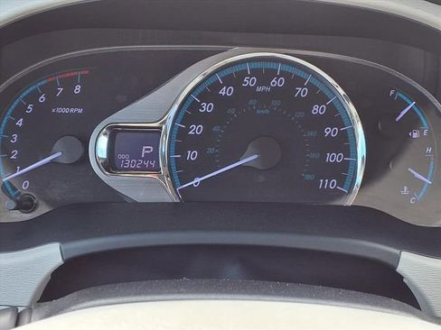 Used 2013 Toyota Sienna XLE w/ Entertainment Pkg image 20