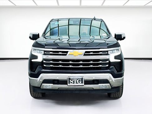 Used 2023 Chevrolet Silverado 1500 LTZ image 2