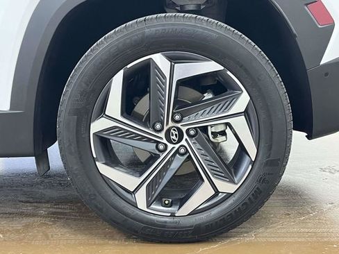 Certified 2024 Hyundai Tucson Limited AWD/4WD image 12