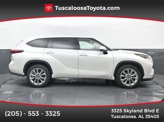 Used 2023 Toyota Highlander Limited FWD video 1