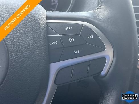 Certified 2021 Jeep Grand Cherokee Laredo w/ Security & Convenience Group AWD/4WD image 30