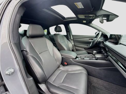 Used 2025 Honda Accord Sport image 30