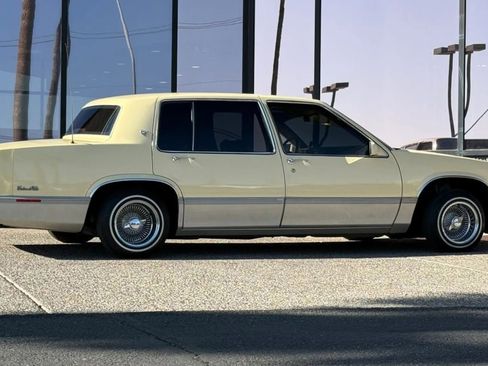 Used 1989 Cadillac De Ville Sedan FWD image 13