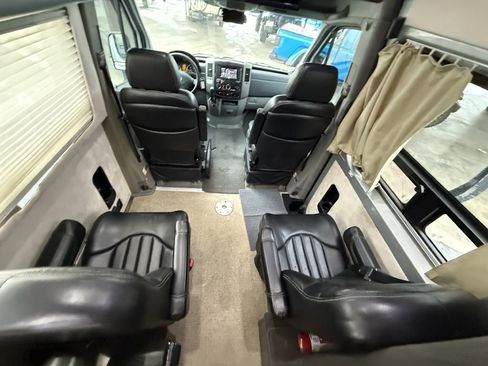 Used 2013 Mercedes-Benz Sprinter 3500 image 30