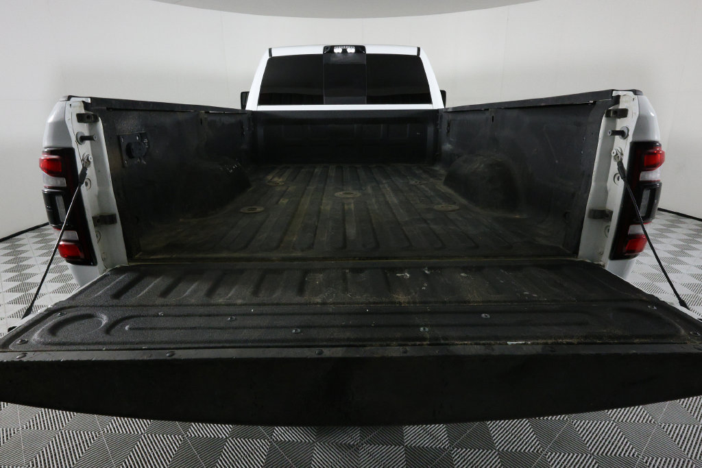 Used 2024 RAM 3500 Laramie w/ Night Edition AWD/4WD image 7
