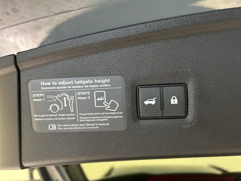 Certified 2025 INFINITI QX55 Essential w/ Accent Package image 48