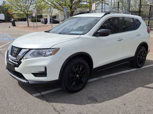 Used 2017 Nissan Rogue SV w/ Midnight Edition AWD/4WD image 2
