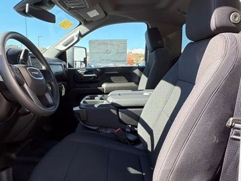 New 2025 GMC Sierra 2500 Pro w/ Convenience Package image 15