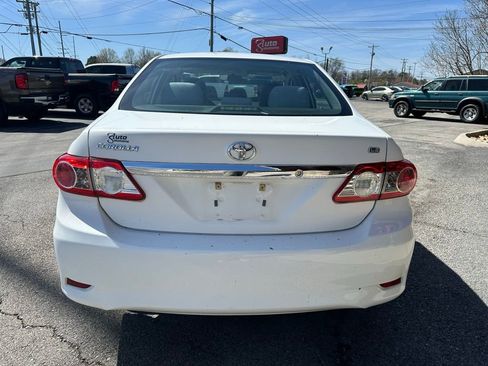 Used 2011 Toyota Corolla LE image 4