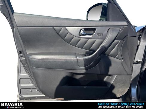 Used 2013 INFINITI FX37 AWD w/ Premium Pkg image 11