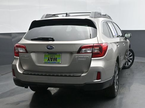 Used 2016 Subaru Outback 2.5i Limited image 5