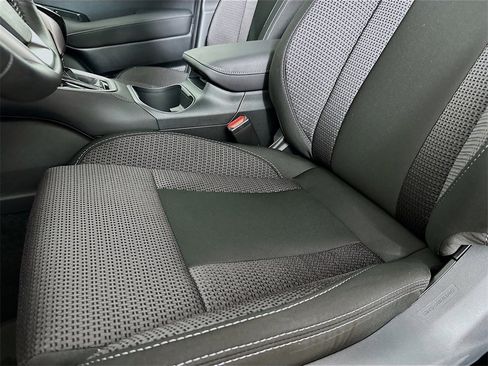 Used 2025 Subaru Outback Premium w/ Popular Package #1 image 8