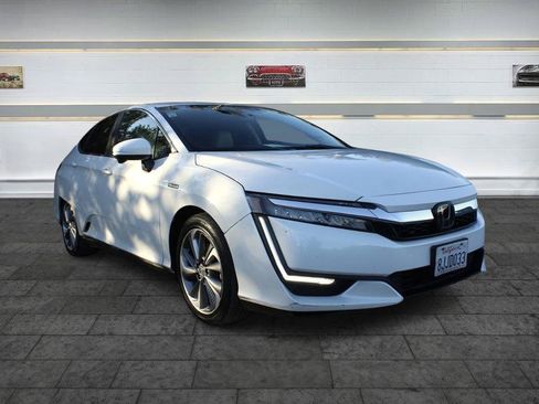 Used 2019 Honda Clarity Plug-In Hybrid image 1