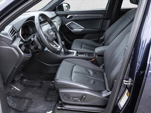 Used 2023 Audi Q3 2.0T Premium Plus w/ Premium Plus Package image 12