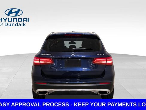 Used 2018 Mercedes-Benz GLC 300 4MATIC w/ Premium Package image 6