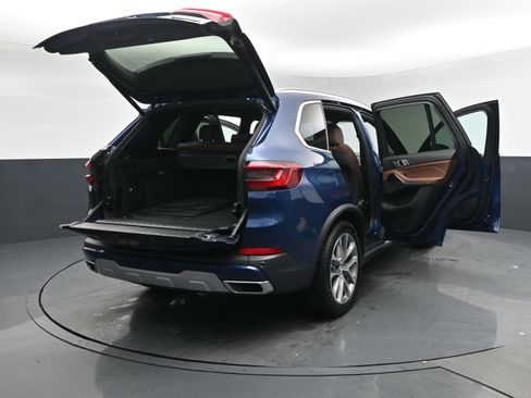 Used 2020 BMW X5 xDrive40i w/ Convenience Package image 30