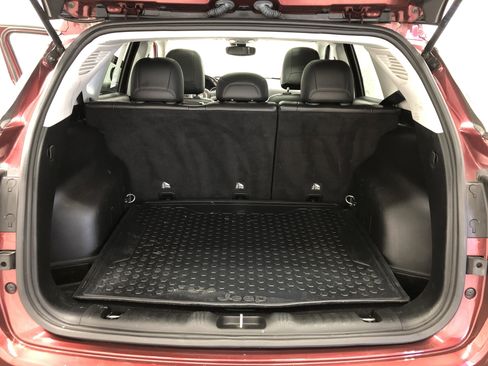 Used 2020 Jeep Compass Latitude image 9