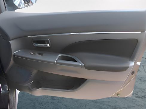 Used 2023 Mitsubishi Outlander Sport LE image 28