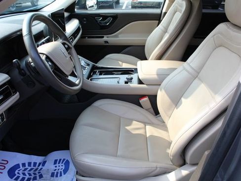 Used 2022 Lincoln Aviator Reserve w/ Equipment Group 201A AWD/4WD image 15