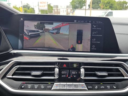 Used 2021 BMW X6 xDrive40i AWD/4WD image 51