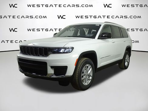 New 2025 Jeep Grand Cherokee L Laredo image 1