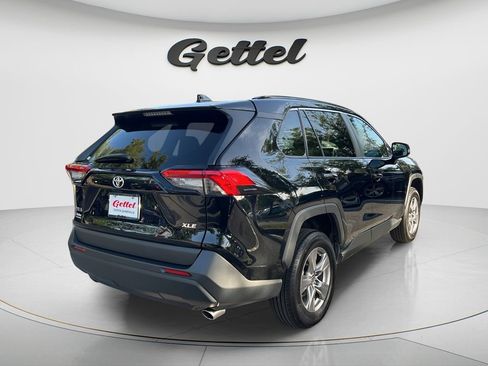 Certified 2025 Toyota RAV4 XLE FWD image 5