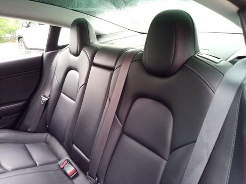 Used 2018 Tesla Model 3 Long Range image 11