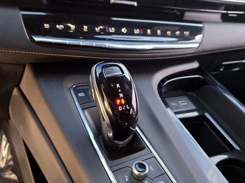 Used 2023 Cadillac Escalade Sport AWD/4WD image 19