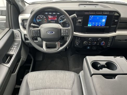 Used 2023 Ford F250 XL w/ STX Appearance Package image 12
