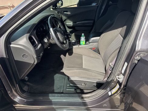 Used 2021 Dodge Charger R/T w/ Blacktop Package image 10