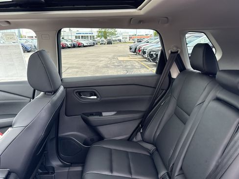 New 2026 Nissan Rogue Dark Armor AWD/4WD image 33