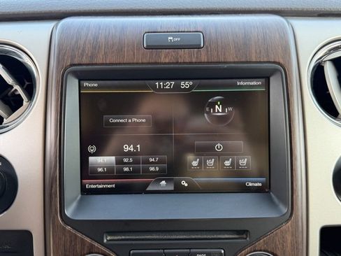 Used 2014 Ford F150 Lariat w/ Lariat Chrome Package image 15