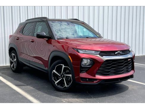 Used 2022 Chevrolet TrailBlazer RS w/ Technology Package FWD image 32