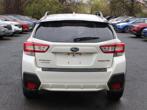 Used 2019 Subaru Crosstrek 2.0i Premium w/ Moonroof Package AWD/4WD image 6