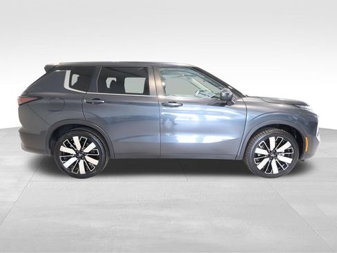 Used 2025 Mitsubishi Outlander SE AWD/4WD image 5
