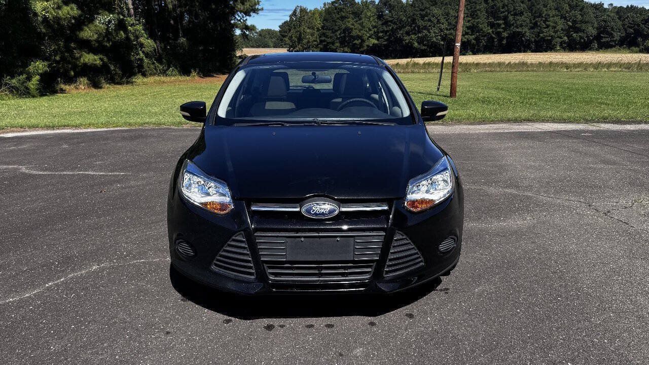 Used 2014 Ford Focus SE FWD image 3
