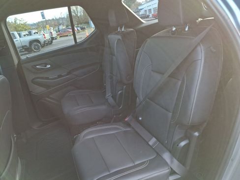 Certified 2023 Chevrolet Traverse LT w/ LPO, Floor Liner Package image 21