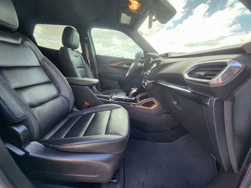Used 2022 Chevrolet TrailBlazer ACTIV w/ Technology Package image 15
