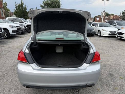 Used 2011 Toyota Avalon Limited FWD image 9