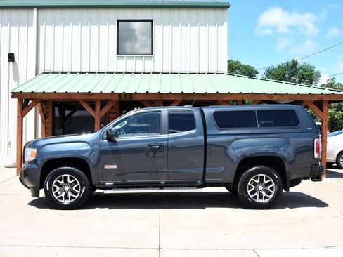 Used 2017 GMC Canyon SLE w/ All Terrain Package AWD/4WD image 2