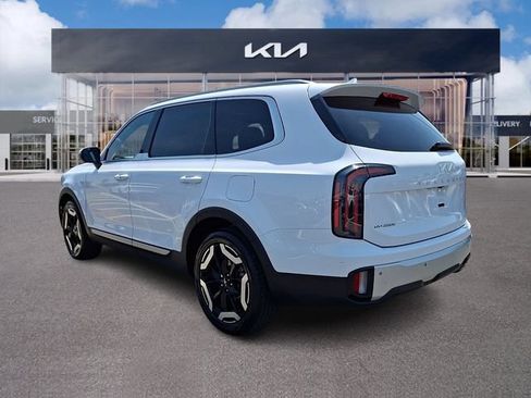 Used 2024 Kia Telluride EX AWD/4WD image 4